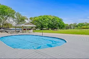 2912 Woodlawn Rd, Sterling, IL 61081 - Photo 10