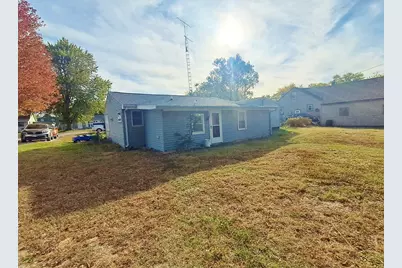 1204 W 14th Street, Rock Falls, IL 61071 - Photo 2