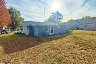 1204 W 14th St, Rock Falls, IL 61071 - Photo 2