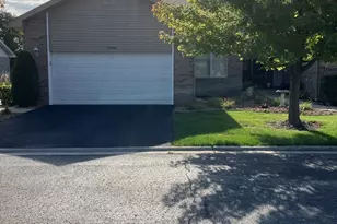 19246 104th Ave, Mokena, IL 60448 - Photo 2