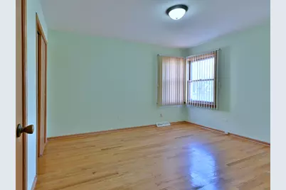 7350 W Argyle Street, Harwood Heights, IL 60706 - Photo 18