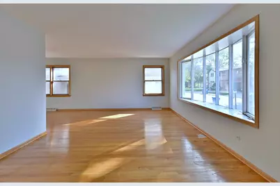 7350 W Argyle Street, Harwood Heights, IL 60706 - Photo 4