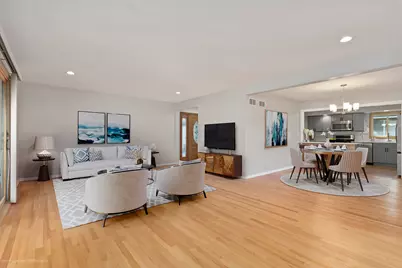 [Address not provided], Northbrook, IL 60062 - Photo 6