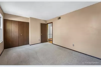 822 Liberty Avenue, Saint Charles, IL 60174 - Photo 16