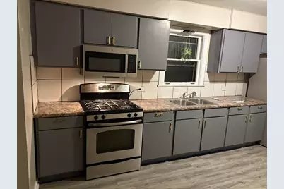 714 Helmholz Avenue #2, Waukegan, IL 60085 - Photo 2