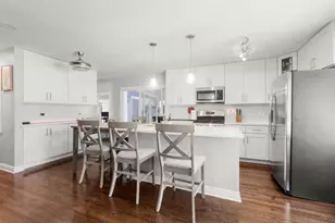 1013 Longaker Rd, Northbrook, IL 60062 - Photo 4