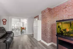 1013 Longaker Rd, Northbrook, IL 60062 - Photo 10