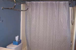 4302 Shamrock Ln, McHenry, IL 60050 - Photo 8