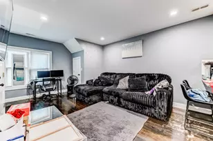 820 N Monticello Ave, Chicago, IL 60651 - Photo 22