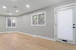 1615 N Vine St, Chicago, IL 60614 - Photo 2