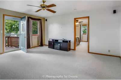 274 W Sheffield Street, Saint Anne, IL 60964 - Photo 6