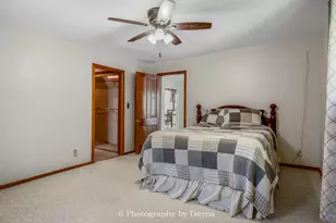 274 W Sheffield St, Saint Anne, IL 60964 - Photo 10