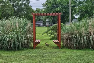 274 W Sheffield St, Saint Anne, IL 60964 - Photo 24