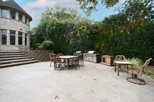 11226 Hiawatha Ln, Indian Head Park, IL 60525 - Photo 46