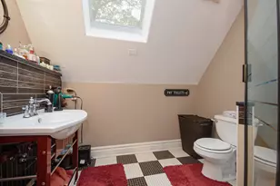 11226 Hiawatha Ln, Indian Head Park, IL 60525 - Photo 26