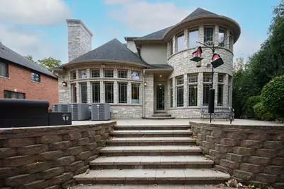 11226 Hiawatha Lane, Indian Head Park, IL 60525 - Photo 4