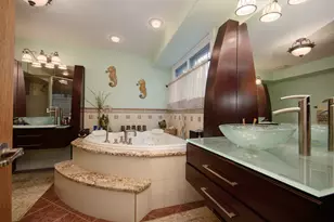 11226 Hiawatha Ln, Indian Head Park, IL 60525 - Photo 28