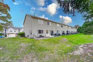 650 E Whispering Oaks Ct, Palatine, IL 60074 - Photo 26