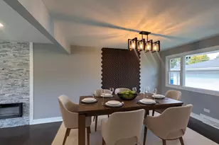 7822 W 99th Pl, Palos Hills, IL 60465 - Photo 8