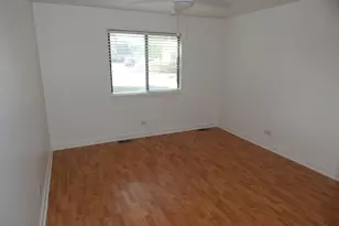 236 Deerpath Ct, Schaumburg, IL 60193 - Photo 8