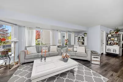 125 Presidential Boulevard, Oswego, IL 60543 - Photo 6