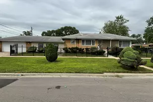 8900 S Prairie Ave, Chicago, IL 60619 - Photo 1