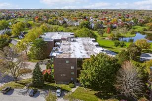 690 Chandler Rd, Gurnee, IL 60031 - Photo 46