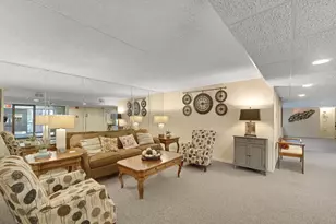 690 Chandler Rd, Gurnee, IL 60031 - Photo 8