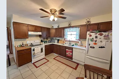 1600 E 1st Street, Streator, IL 61364 - Photo 6