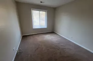 830 Knottingham Dr, Schaumburg, IL 60193 - Photo 8