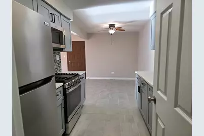 412 E Bailey Road #104, Naperville, IL 60565 - Photo 4