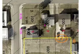 999 6th St, Peru, IL 61354 - Photo 1