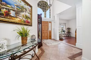 13622 Whitetail Dr, Bloomington, IL 61705 - Photo 10