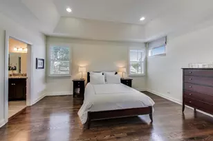 557 N Myrtle Ave, Elmhurst, IL 60126 - Photo 18