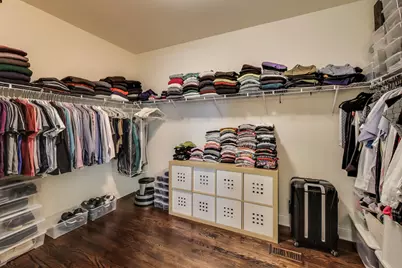 557 N Myrtle Avenue, Elmhurst, IL 60126 - Photo 22
