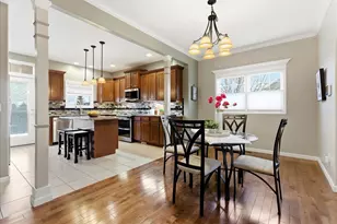 5101 Londonderry Rd, Bloomington, IL 61704 - Photo 6