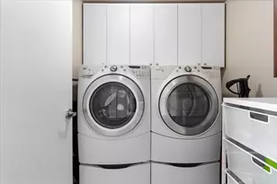 130 N Garland Ct, Chicago, IL 60602 - Photo 18