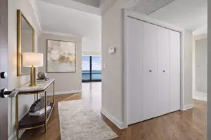 130 N Garland Ct, Chicago, IL 60602 - Photo 4