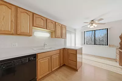 1220 Plum Tree Court #2D, Schaumburg, IL 60193 - Photo 8