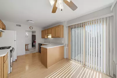 1220 Plum Tree Court #2D, Schaumburg, IL 60193 - Photo 10