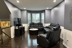 2911 Henley Ln, Naperville, IL 60540 - Photo 4