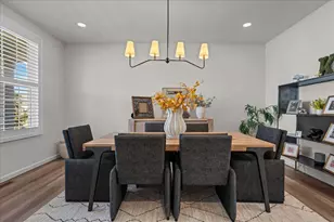 348 Branson Dr, Batavia, IL 60510 - Photo 6