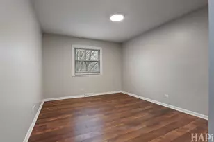 38132 N Manor Ave, Beach Park, IL 60087 - Photo 8