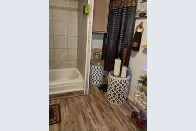 14041 S Calhoun Avenue, Burnham, IL 60633 - Photo 6