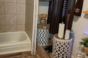 14041 S Calhoun Ave, Burnham, IL 60633 - Photo 6