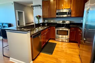 1841 S Calumet Ave, Chicago, IL 60616 - Photo 2