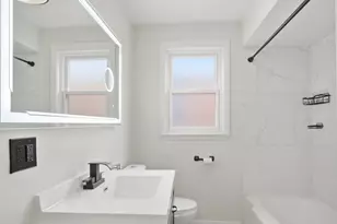 3126 W Jarlath St, Chicago, IL 60645 - Photo 10