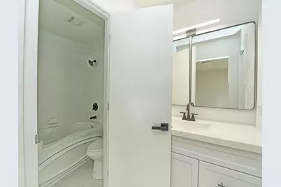 3032 W Vermont Avenue, Waukegan, IL 60087 - Photo 18