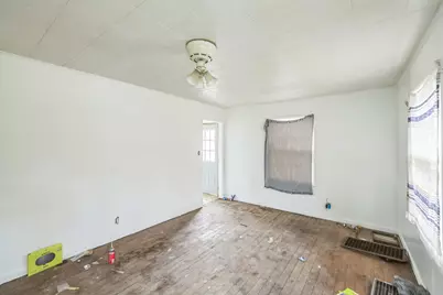 216 W Garfield Avenue, Decatur, IL 62526 - Photo 4