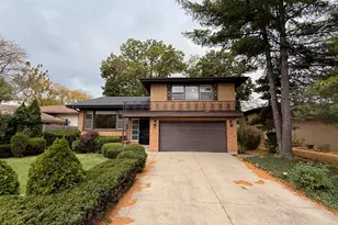 1428 E Lyn Ct, Homewood, IL 60430 - Photo 2